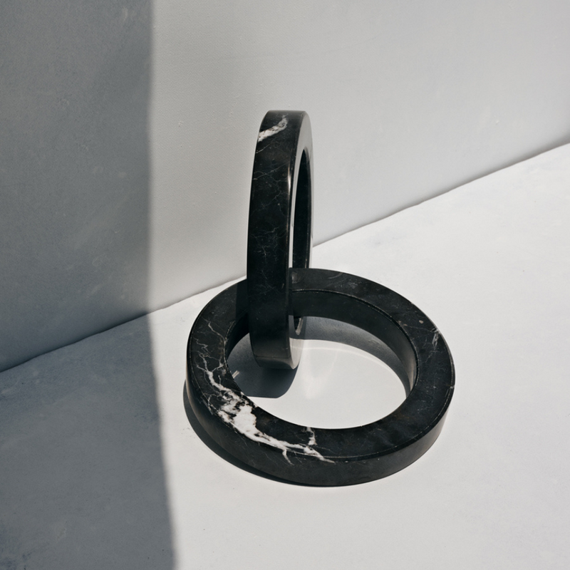 Kleoni Circles • Black