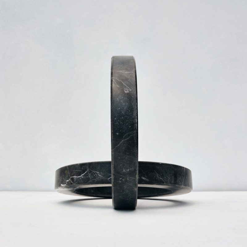 Kleoni Circles • Black