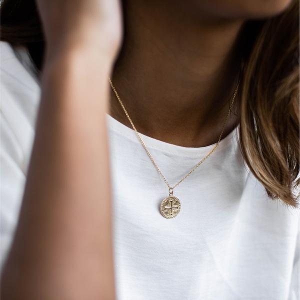 THÉA NECKLACE